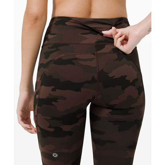 Lululemon 10" Bike Shorts – Camo Brown Earth Multi, Size 6 - Picture 4 of 7